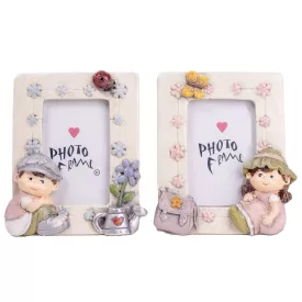 Képkeret gyerekkel poly 8,6x9,9cm