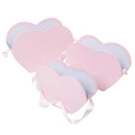   Papír doboz szív alakú szatén akasztóval rózsaszín 24-22-19cm 3db-os