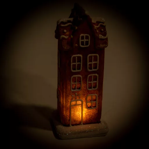 Mézeskalács ház emeletes poly LED-es M14,5cm