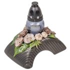 Sírdísz domború grafit tálban üvegmécsessel és havas szürke szárazvirággal M21x21cm